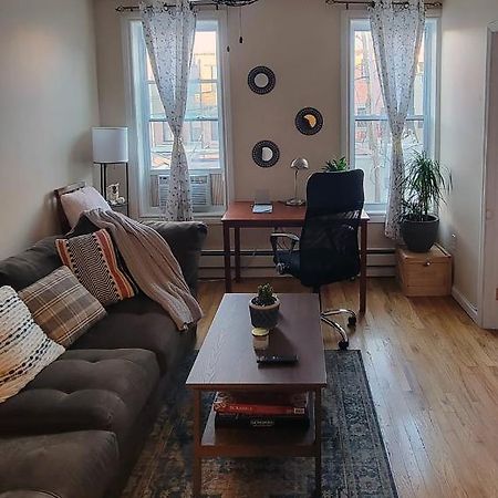 Bright & Cozy East Williamsburg 2 Bedroom ニューヨーク エクステリア 写真