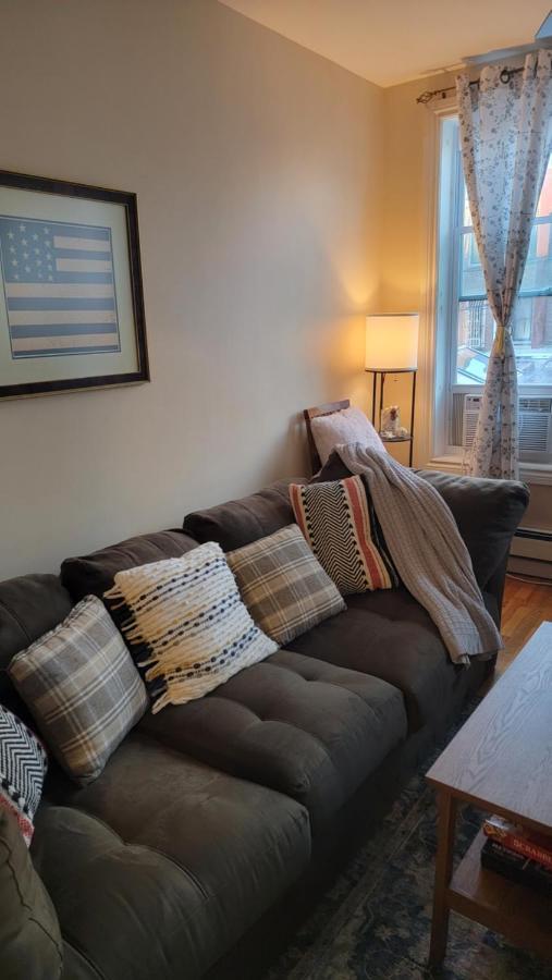 Bright & Cozy East Williamsburg 2 Bedroom ニューヨーク エクステリア 写真